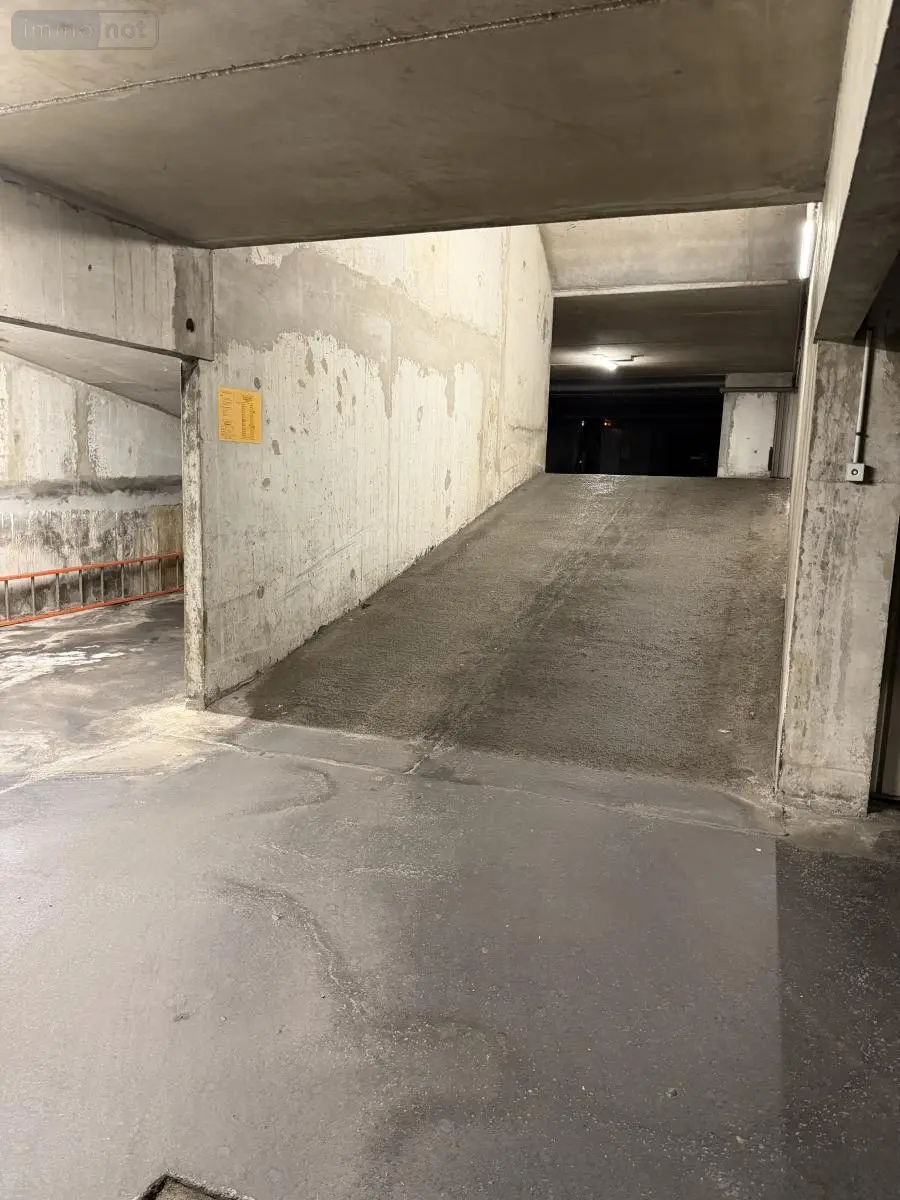 Garage et parking a vendre Lille 59000 Nord 59 10 m2 23000 euros 59007-1960 007