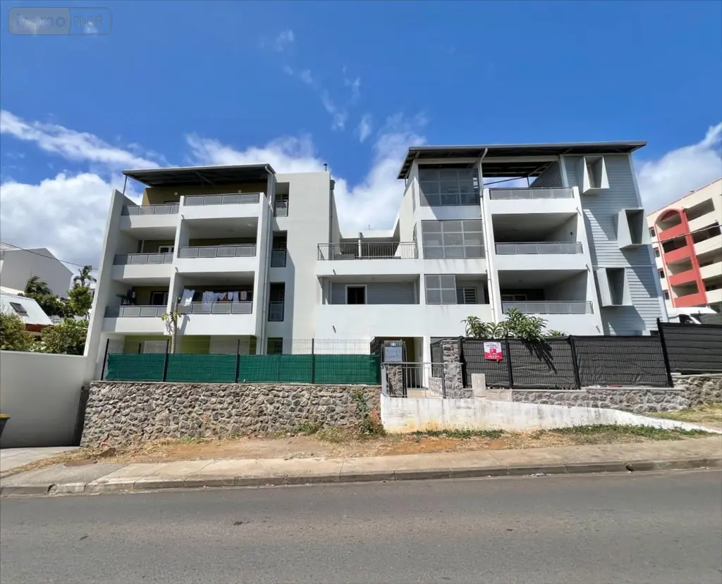 Appartement a vendre Saint-Denis 97400 La Réunion 974 46 m2 2 pièces 145000 euros 38203.02 001