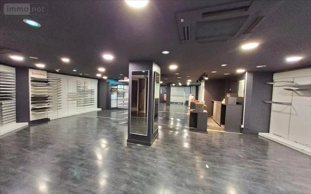 Location fonds et murs commerciaux Carhaix-Plouguer 29270 Finistère 29 170 m2 2 pièces 1800 euros 29066-1037593 004