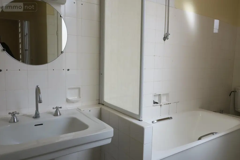 Immeuble de rapport a vendre Bourges 18000 Cher 18 244 m2 291200 euros 18005-1665 006