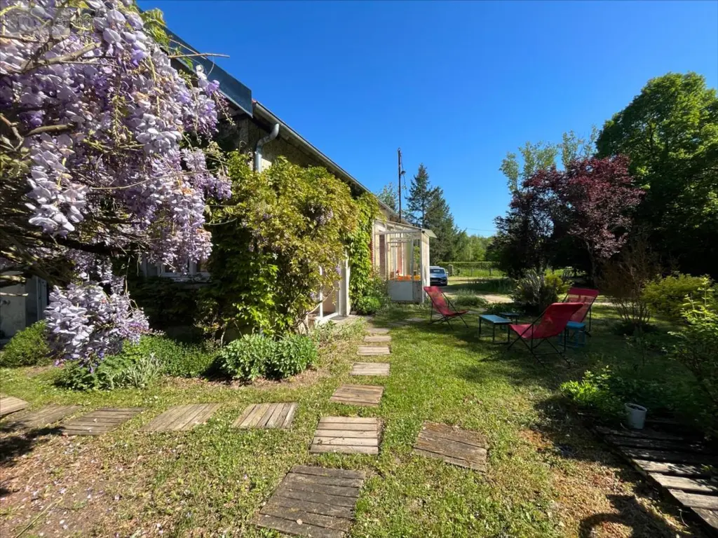 Maison a vendre Cour-Cheverny 41700 Loir-et-Cher 41 84 m2 4 pièces 199190 euros 41002-1051554 014