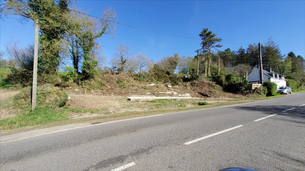 Bien agricole a vendre Plouyé 29690 Finistère 29 2600 euros 29066-1046819 002