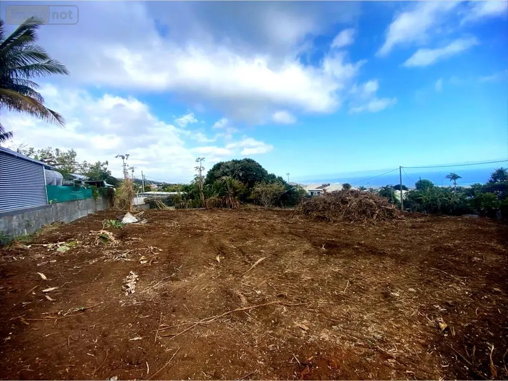 Terrain a batir a vendre L'Étang-Salé 97427 La Réunion 974 211000 euros 97410-1071987 003