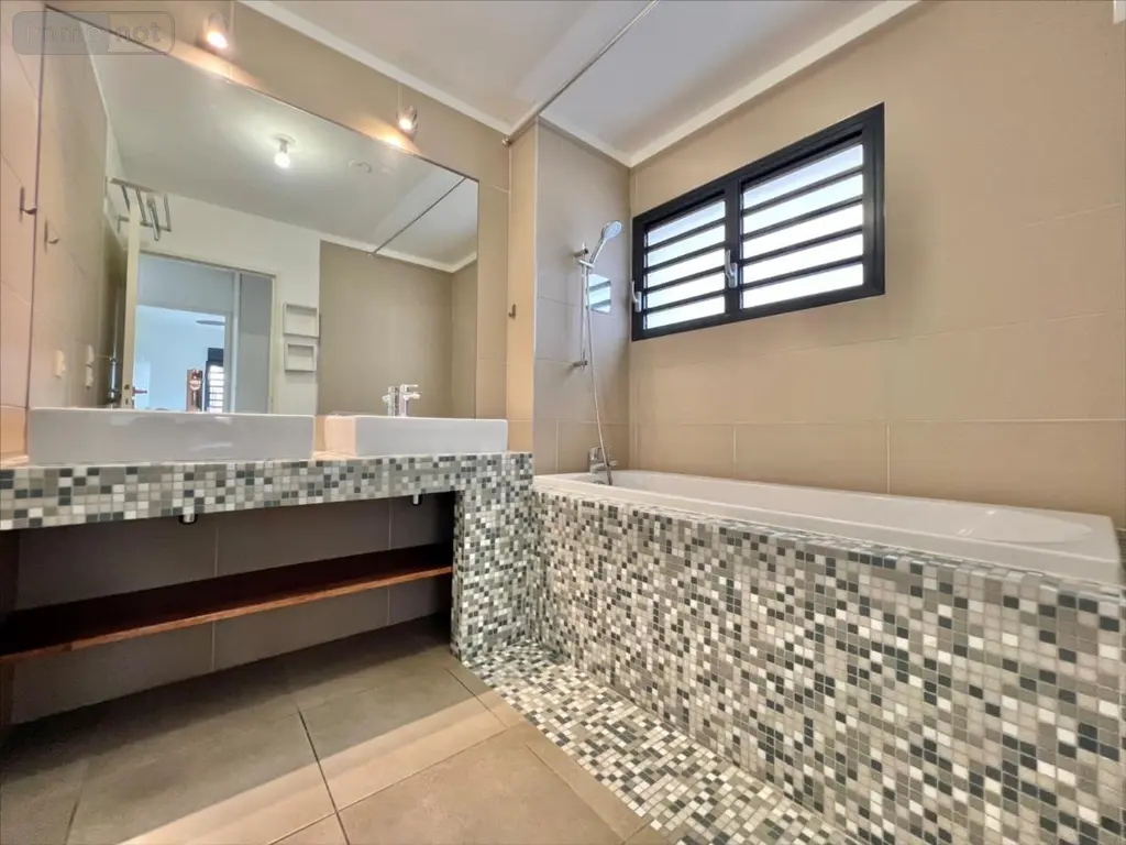 Appartement a vendre Saint-Leu 97424 La Réunion 974 75 m2 4 pièces 307200 euros 38202-14 008