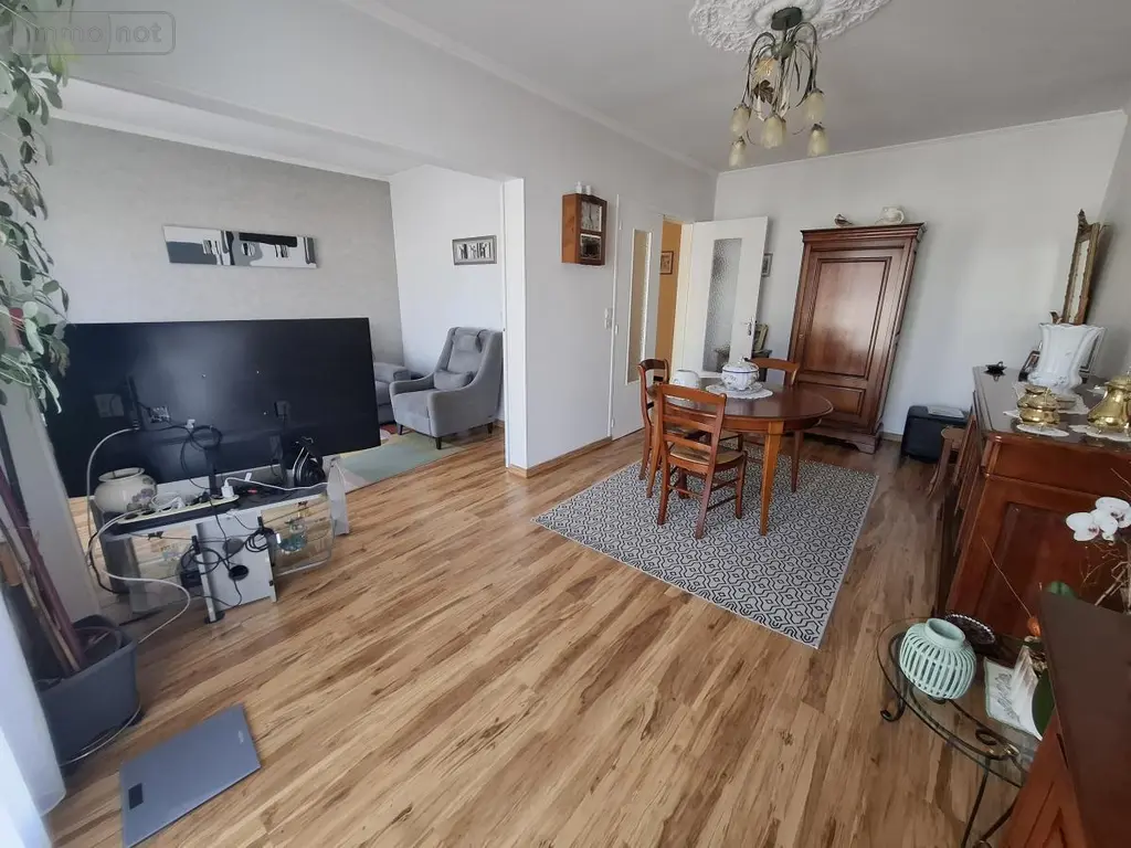 Maison a vendre Saintes 17100 Charente-Maritime 17 147 m2 8 pièces 374000 euros 17111-746 017
