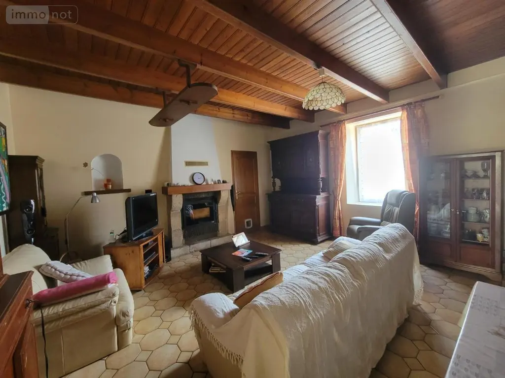 Maison a vendre Saint-Hernin 29270 Finistère 29 207 m2 9 pièces 250364 euros 56071-2586 006