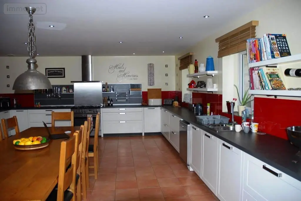 Maison a vendre Plouray 56770 Morbihan 56 700 m2 19 pièces 800680 euros 56075-2235 025