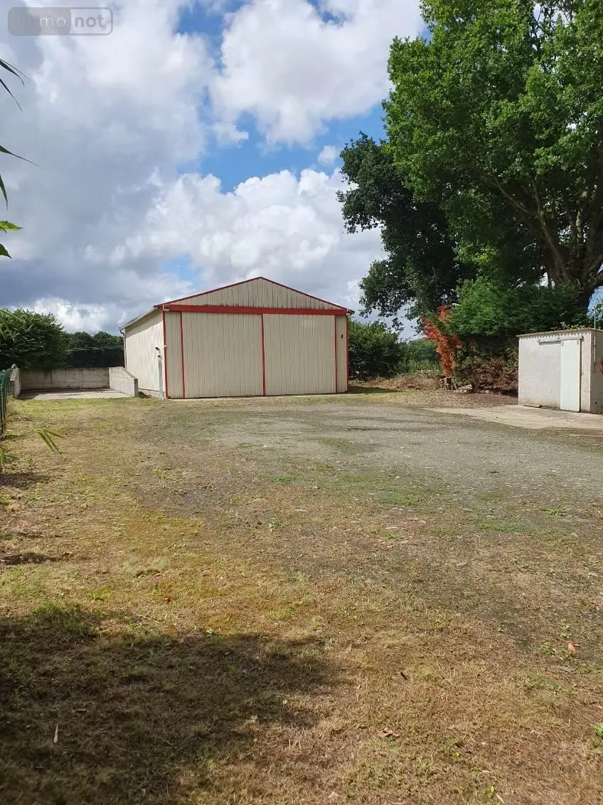 Garage et parking a vendre Tréguidel 22290 Côtes-d'Armor 22 145 m2 122500 euros 22017-1386 003