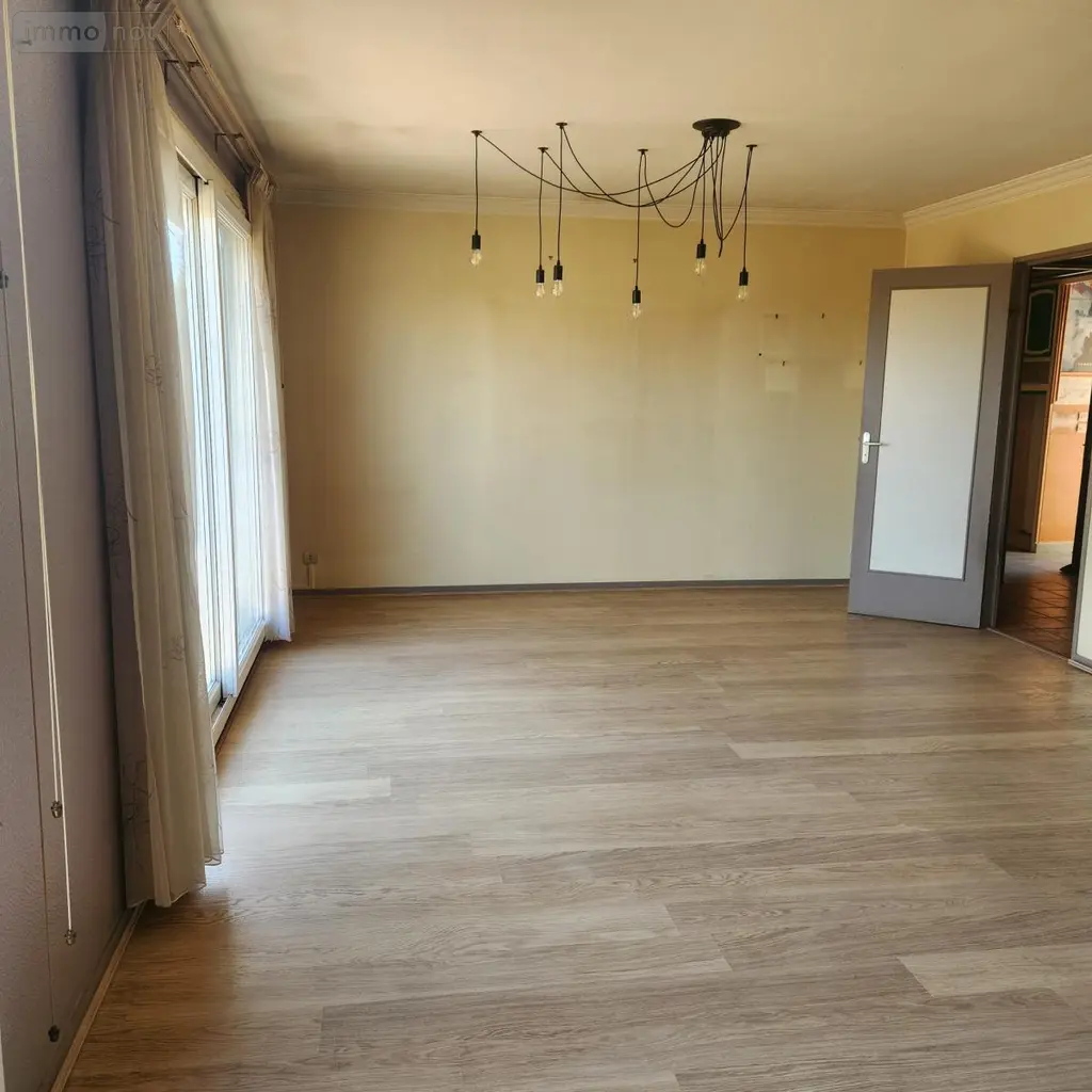 Maison a vendre Saint-Martin-des-Monts 72400 Sarthe 72 130 m2 5 pièces 157500 euros 72085-2282 009