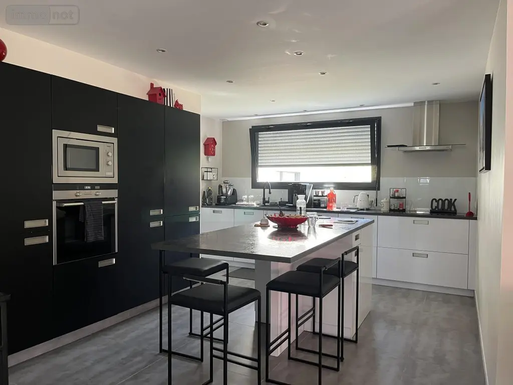Maison a vendre Bonchamp-lès-Laval 53960 Mayenne 53 204 m2 8 pièces 644950 euros 53003-209 006