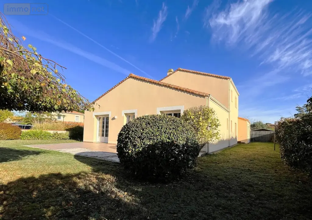 Maison a vendre Pornic 44210 Loire-Atlantique 44 143 m2 6 pièces 582150 euros 44086-1545 010