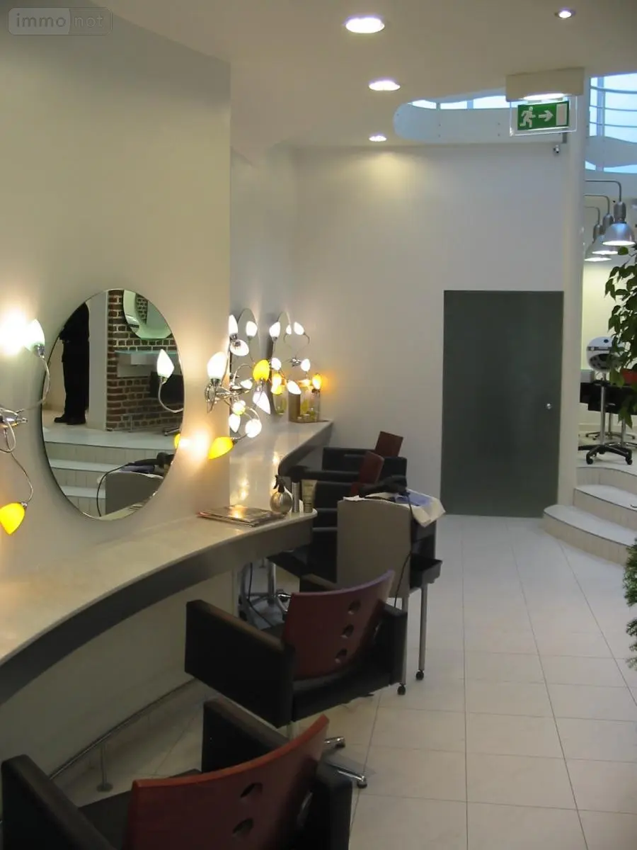Location fonds et murs commerciaux Béthune 62400 Pas-de-Calais 62 300 m2 4542 euros 62023-L1314 006