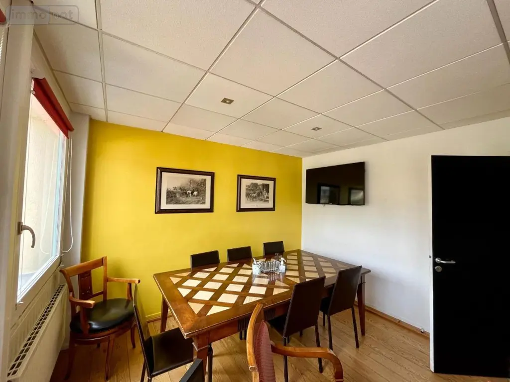 Location fonds et murs commerciaux Rouen 76000 Seine-Maritime 76 79 m2 2030 euros 76008-L94 005