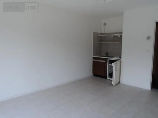 Location appartement Amiens 80000 Somme 80 24 m2 1 pièce 480 euros 80004-L59 003