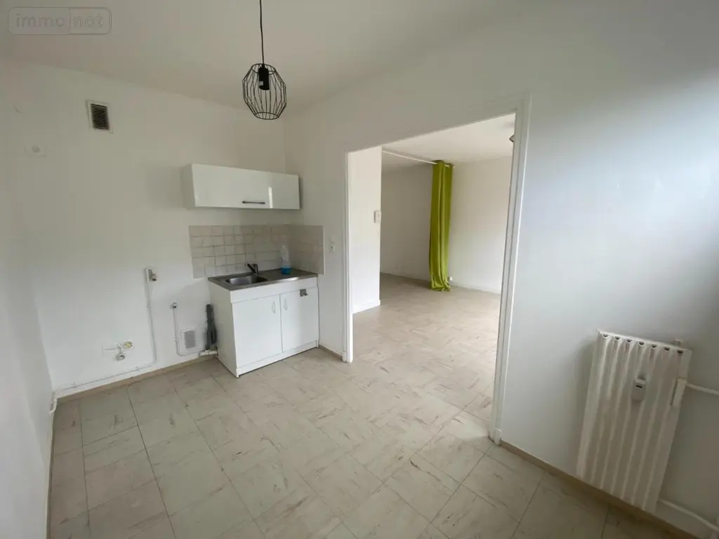 Location appartement Laon 02000 Aisne 02 32 m2 1 pièce 420 euros 02003-L253 003