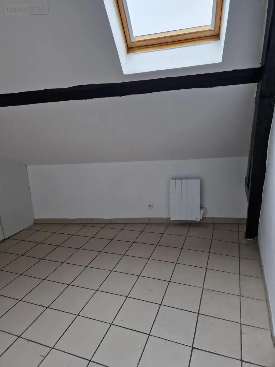 Location appartement Neuville-Saint-Rémy 59554 Nord 59 22 m2 1 pièce 300 euros 59098-L515 003
