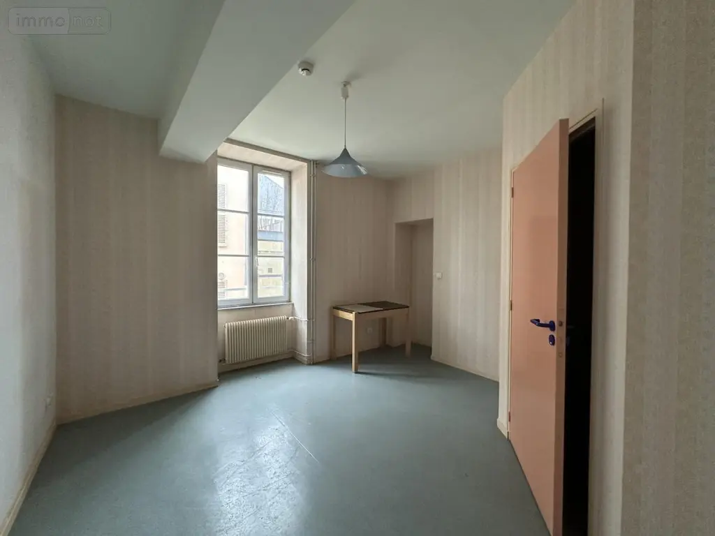 Immeuble de rapport a vendre Nolay 21340 Côte-d'Or 21 163 m2 190800 euros 21074-204 007