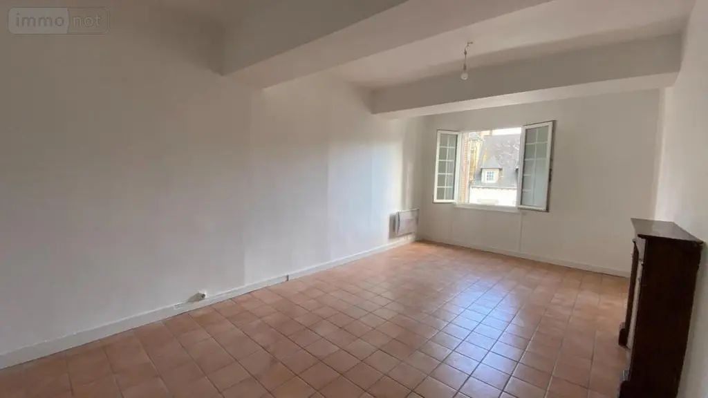 Appartement a vendre Dol-de-Bretagne 35120 Ille-et-Vilaine 35 90 m2 3 pièces 178760 euros 35130-3764 003