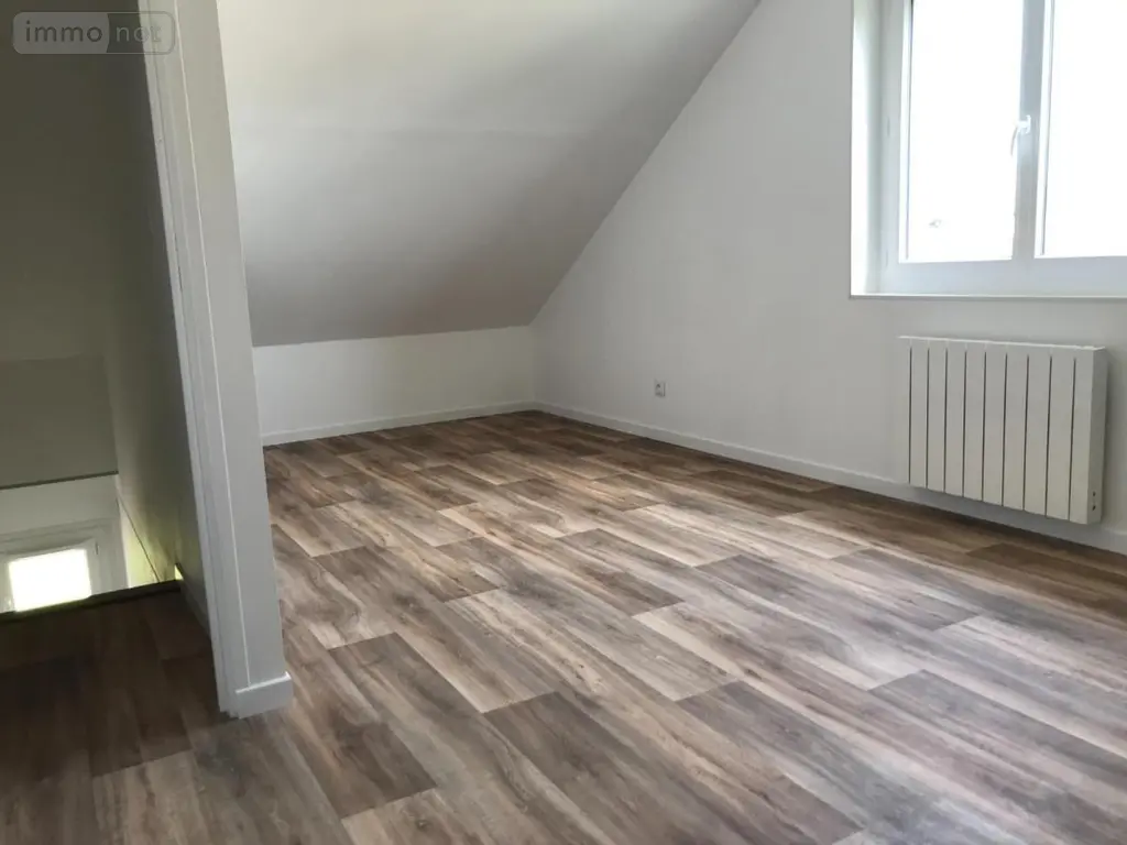 Location maison Pont-de-l'Arche 27340 Eure 27 114 m2 5 pièces 1300 euros 27063-L321 009