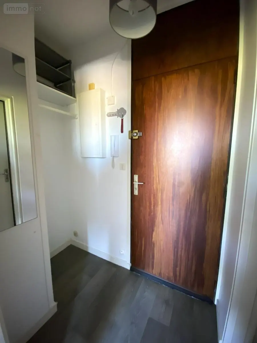 Location appartement Angers 49100 Maine-et-Loire 49 27 m2 1 pièce 530 euros 49031-L159 005