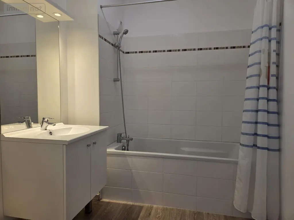 Appartement a vendre Angers 49000 Maine-et-Loire 49 62 m2 3 pièces 183400 euros 49009-1383 008