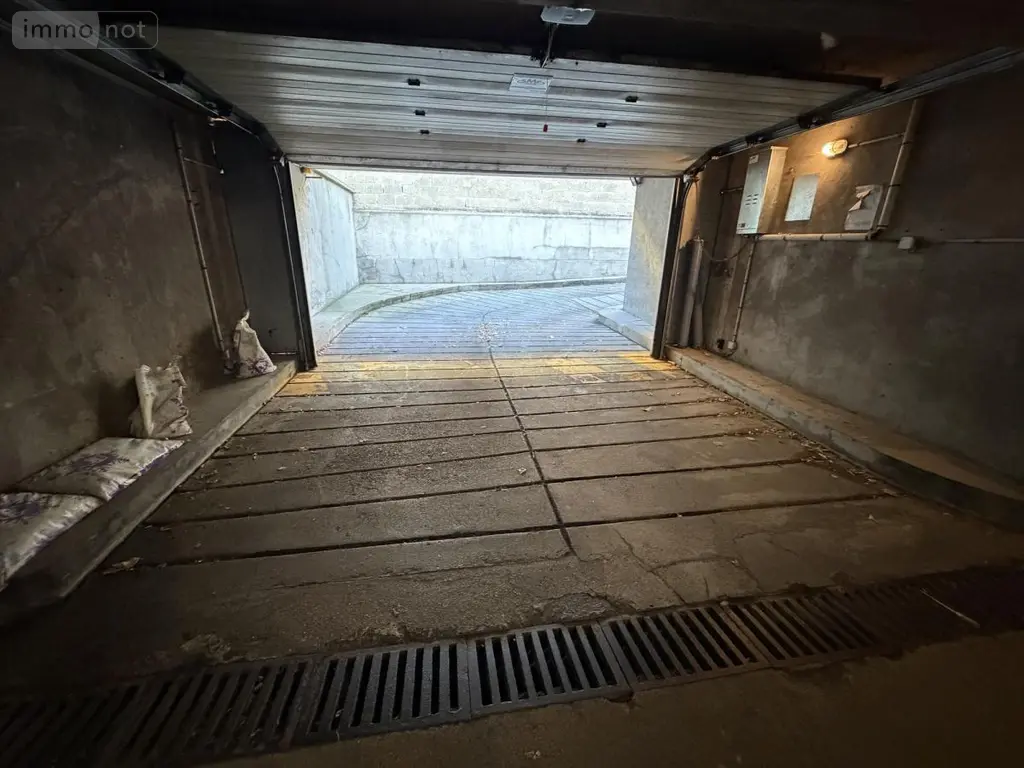 Garage et parking a vendre La Madeleine 59110 Nord 59 12 m2 18500 euros 59007-1958 003