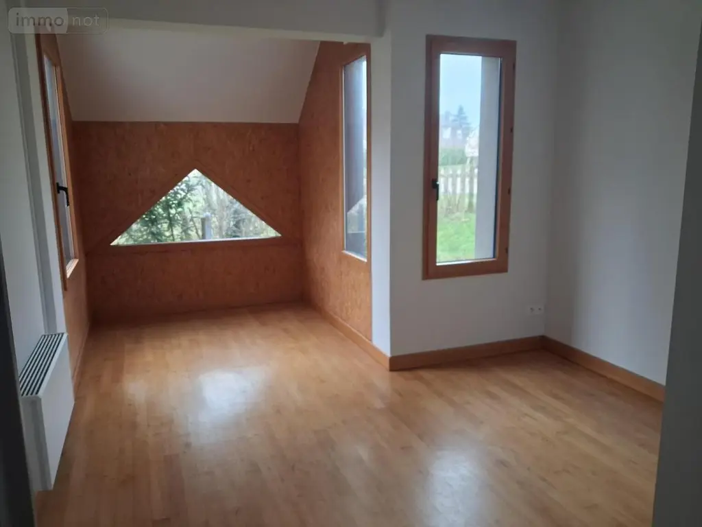 Location fonds et murs commerciaux La Haye 50250 Manche 50 157 m2 700 euros 50061-L215 005