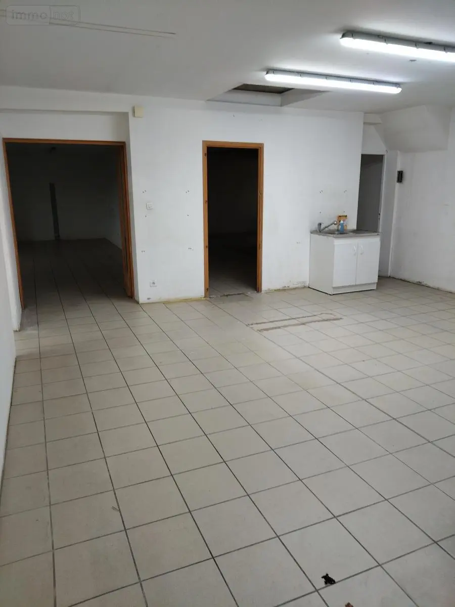 Fonds et murs commerciaux a vendre Montbizot 72380 Sarthe 72 338 m2 187920 euros 72125-47 009