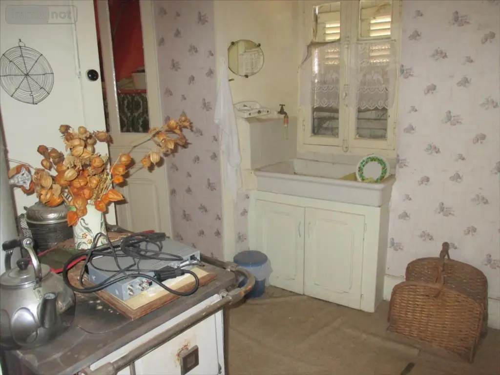 Maison a vendre Faverney 70160 Haute-Saône 70 300 m2 11 pièces 81000 euros CP/E76 007