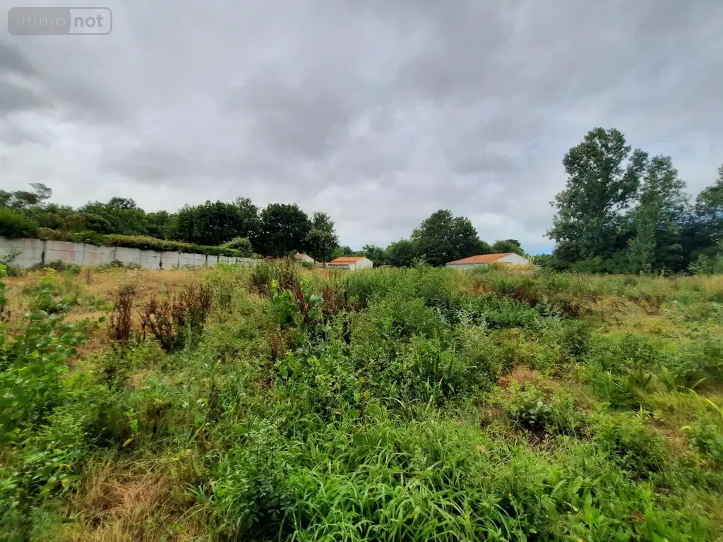 Terrain a batir a vendre Saint-Hilaire-de-Riez 85270 Vendée 85 214760 euros 85091-5170 002