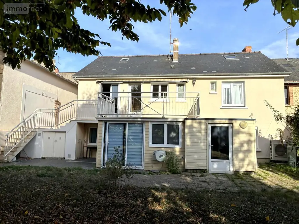 Maison a vendre Montsûrs 53150 Mayenne 53 135 m2 146000 euros 53004-1367 002