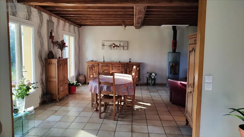 Maison a vendre Saint-Martin-des-Entrées 14400 Calvados 14 140 m2 5 pièces 374400 euros 3389 006