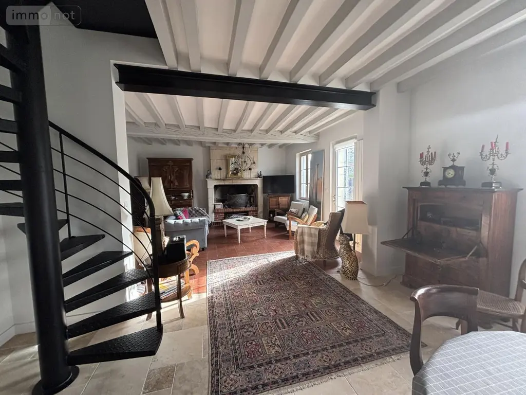 Maison a vendre Longué-Jumelles 49160 Maine-et-Loire 49 136 m2 6 pièces 277380 euros 49037-1193 003