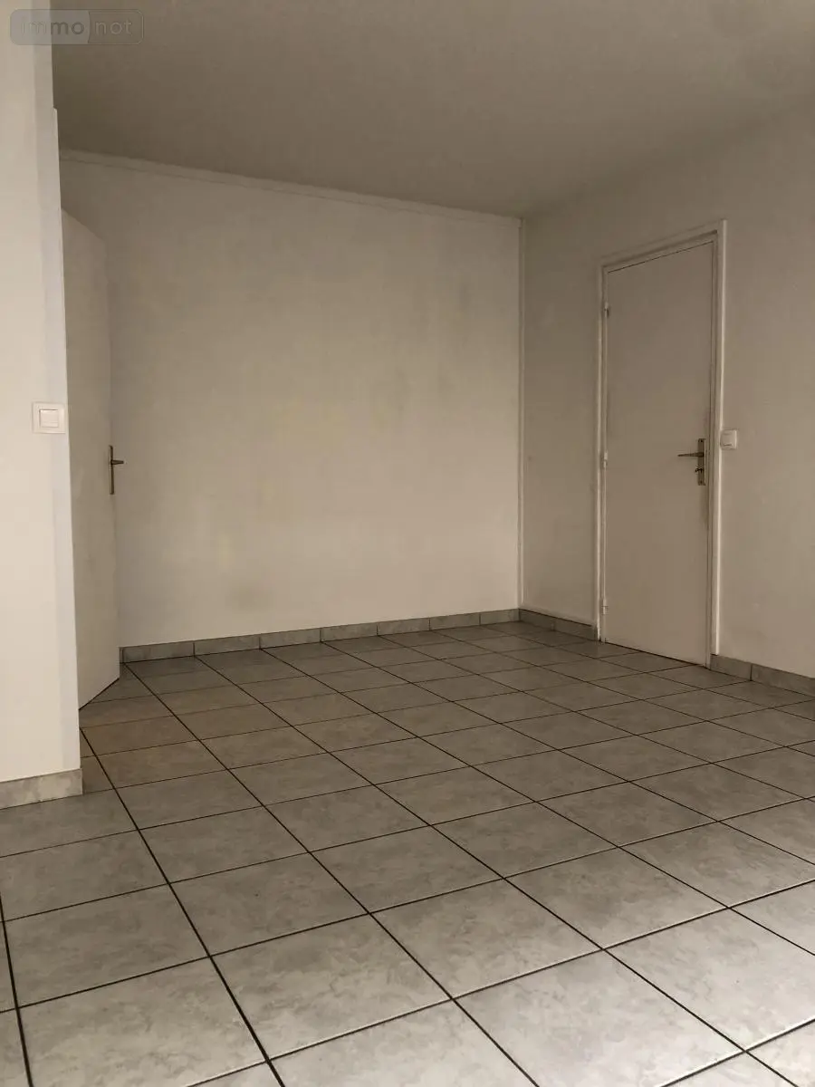 Location appartement Amiens 80000 Somme 80 42 m2 2 pièces 700 euros 80011-L1094 003