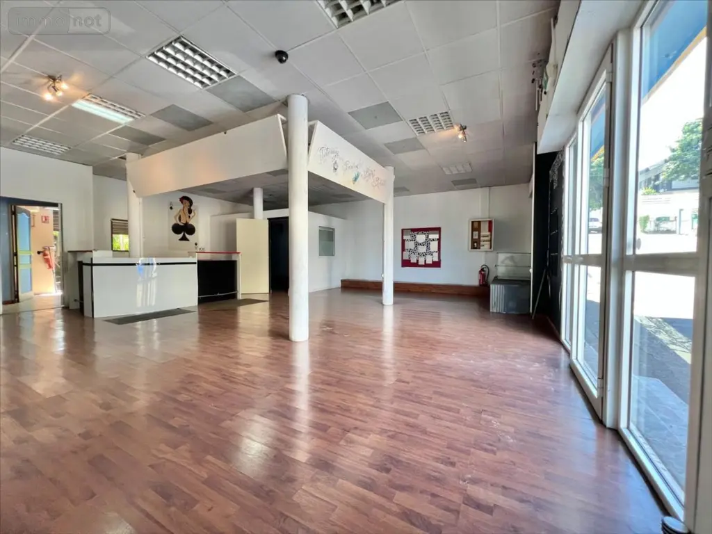 Fonds et murs commerciaux a vendre Le Tampon 97430 La Réunion 974 120 m2 5 pièces 240000 euros 35631 002