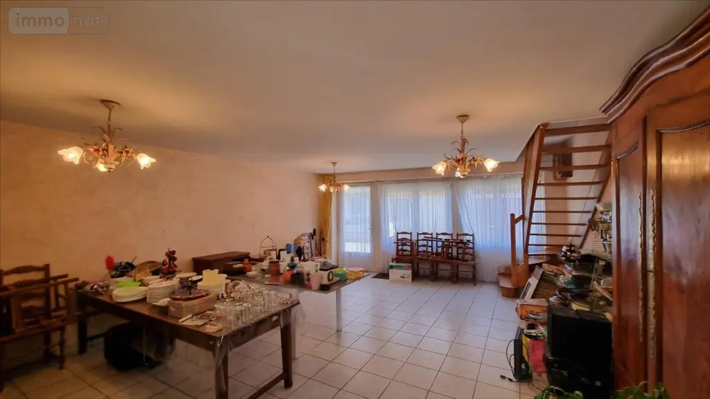 Maison a vendre Callac 22160 Côtes-d'Armor 22 152 m2 8 pièces 110250 euros 29066-1085910 003