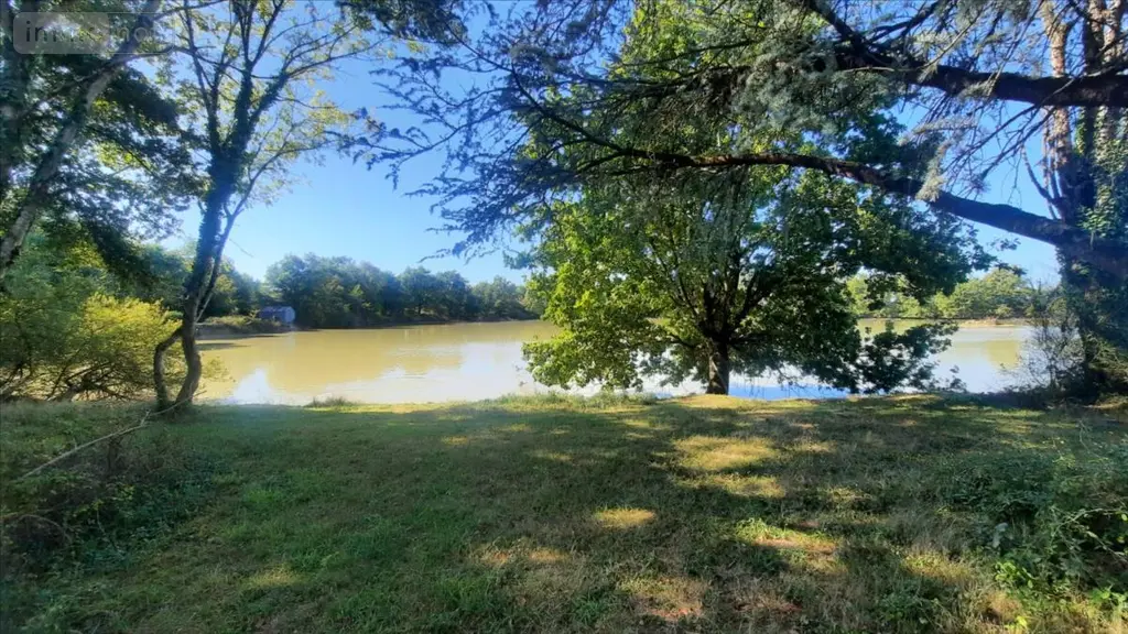 Terrains de loisirs bois etangs a vendre Arthon 36330 Indre 36 196200 euros 021/1555 009