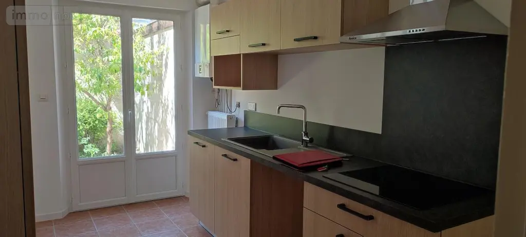 Location appartement Châlons-en-Champagne 51000 Marne 51 47 m2 627 euros 51084-L570 001