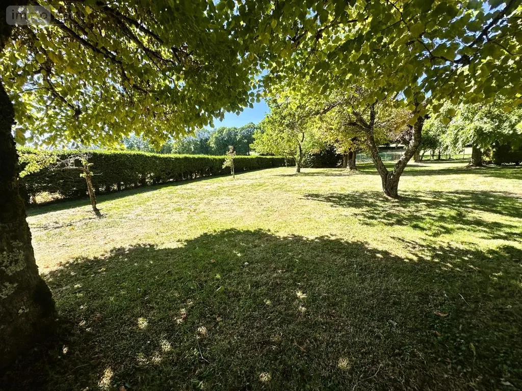Maison a vendre Paulhac 15430 Cantal 15 220 m2 233200 euros 15046-94 020