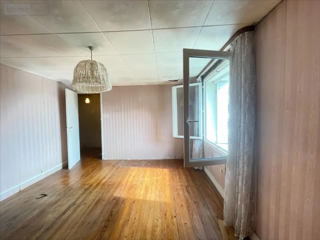 Maison a vendre Croix-Chapeau 17220 Charente-Maritime 17 110 m2 4 pièces 200000 euros 17112-400 010