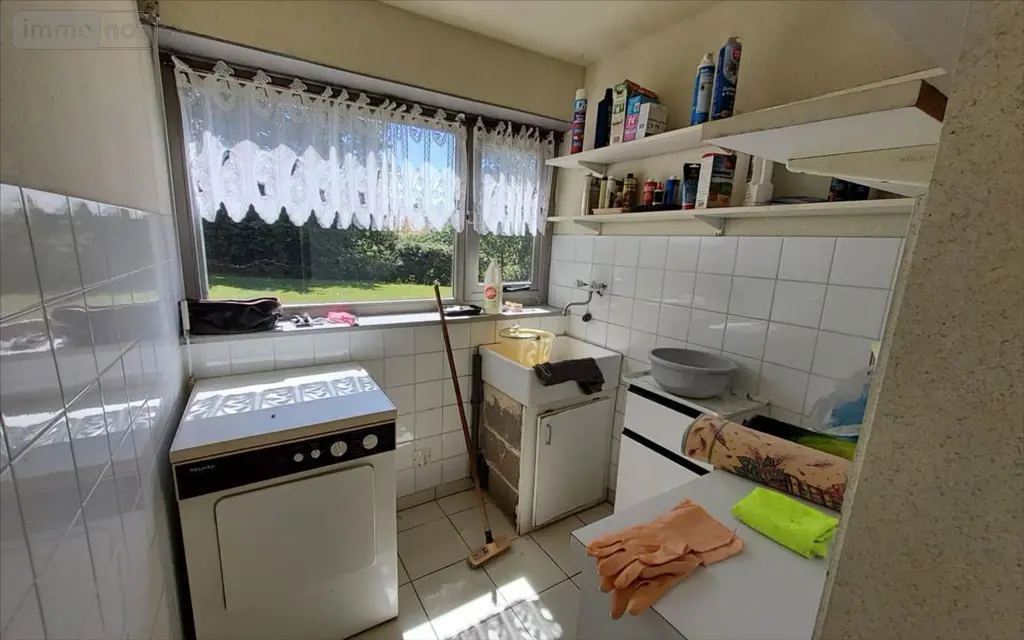 Maison a vendre Carhaix-Plouguer 29270 Finistère 29 123 m2 7 pièces 262500 euros 29066-1083150 022