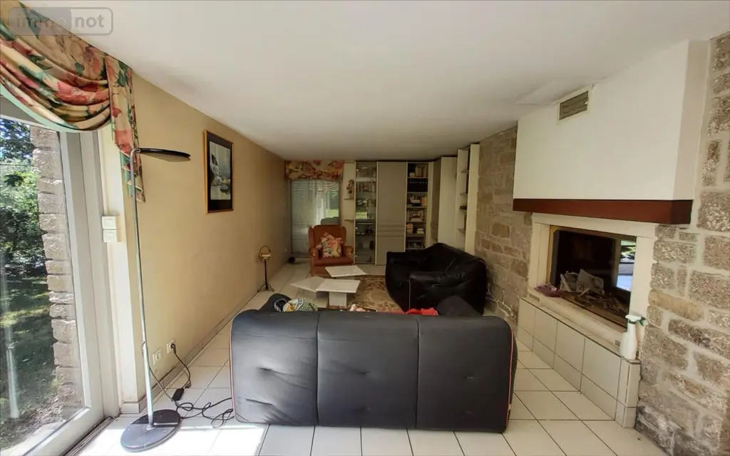 Maison a vendre Carhaix-Plouguer 29270 Finistère 29 123 m2 7 pièces 262500 euros 29066-1083150 010