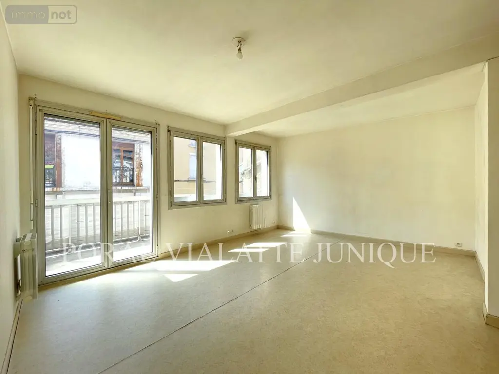 Appartement a vendre Ambérieu-en-Bugey 01500 Ain 01 89 m2 5 pièces 188000 euros 01031-1293 002