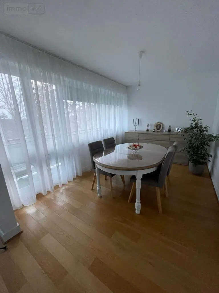 Location appartement Laval 53000 Mayenne 53 81 m2 3 pièces 830 euros 53032-L360 002