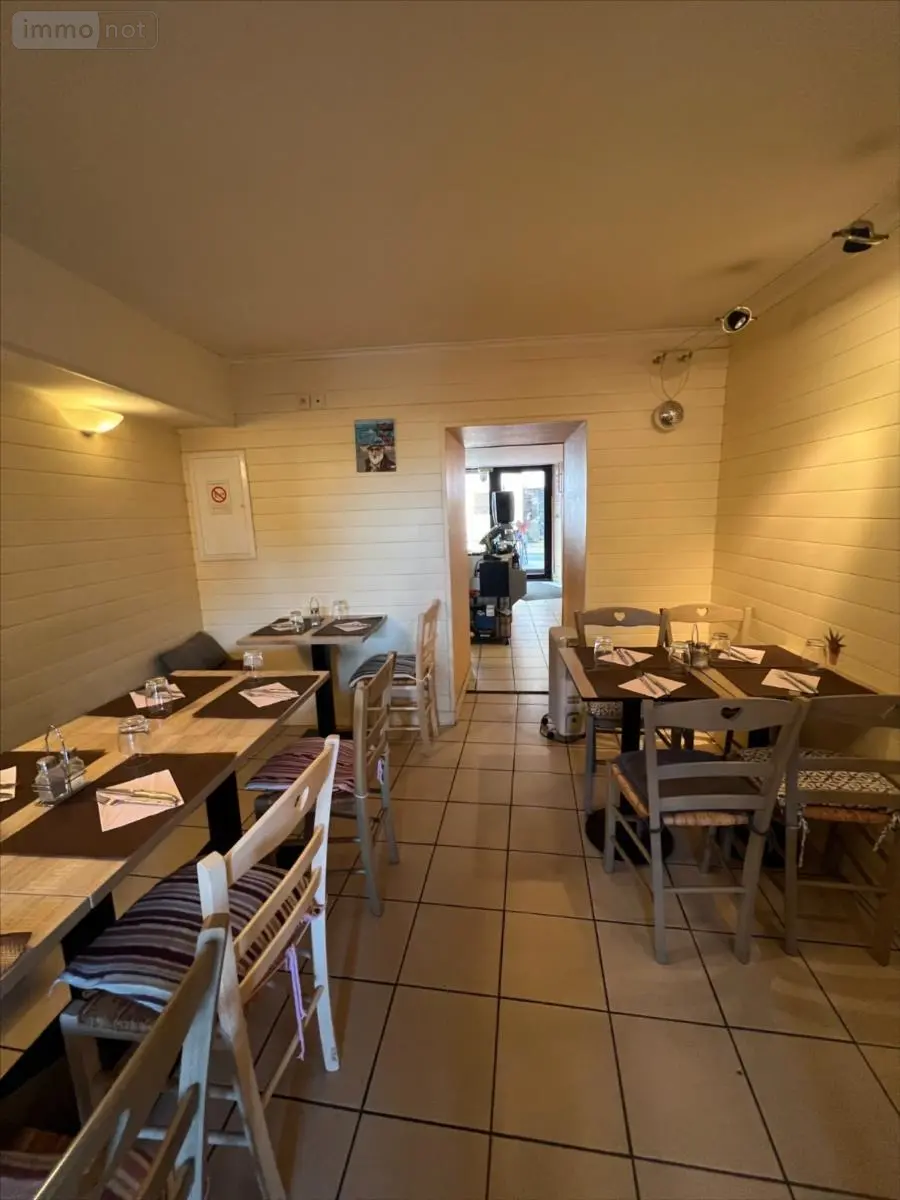 Fonds et murs commerciaux a vendre Châteaulin 29150 Finistère 29 55 m2 3 pièces 96300 euros 29060-1090834 002