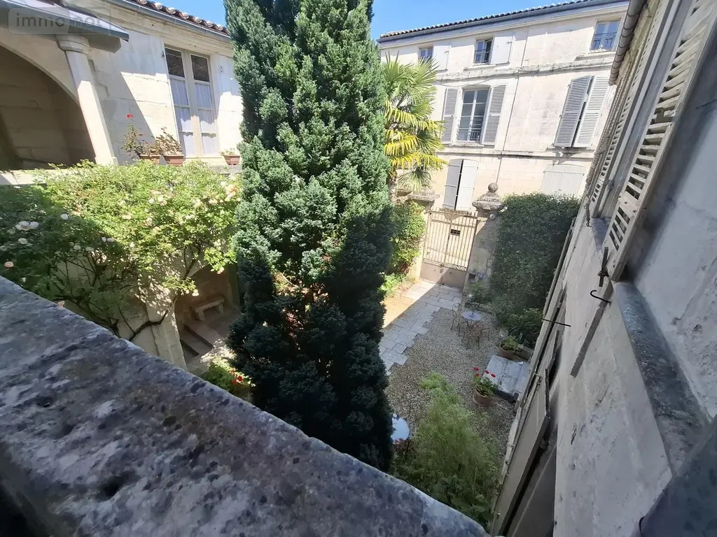 Maison a vendre Saintes 17100 Charente-Maritime 17 350 m2 13 pièces 988000 euros 17111-674 056