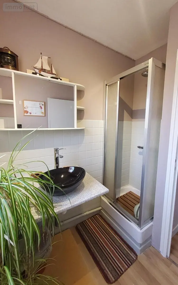 Appartement a vendre Carhaix-Plouguer 29270 Finistère 29 106 m2 5 pièces 141750 euros 29066-3732 016