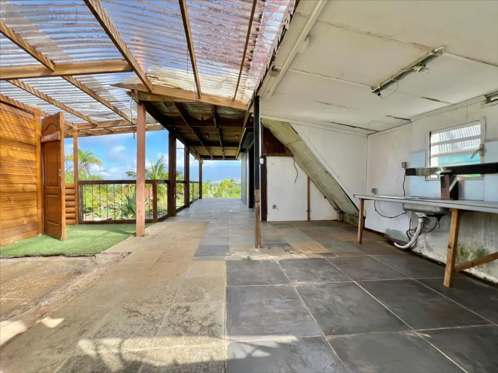 Immeuble de rapport a vendre Le Tampon 97430 La Réunion 974 308 m2 416000 euros 38606 010