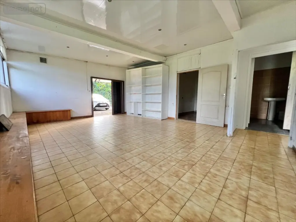 Immeuble de rapport a vendre Le Tampon 97430 La Réunion 974 308 m2 416000 euros 38606 003