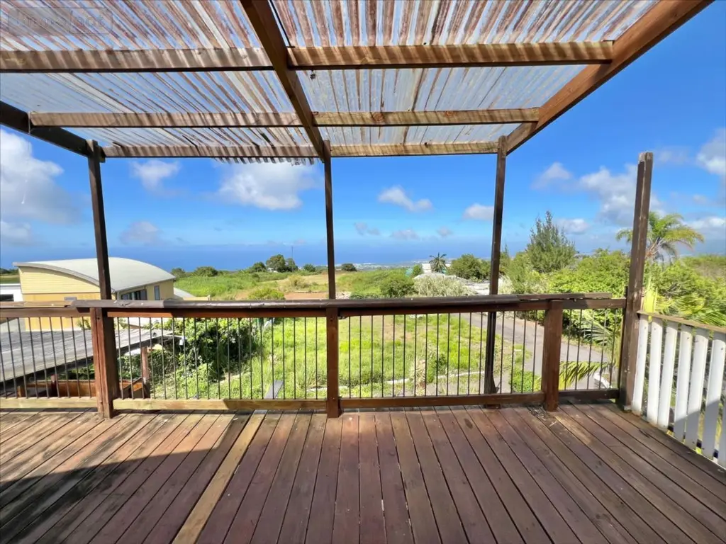 Immeuble de rapport a vendre Le Tampon 97430 La Réunion 974 308 m2 416000 euros 38606 014